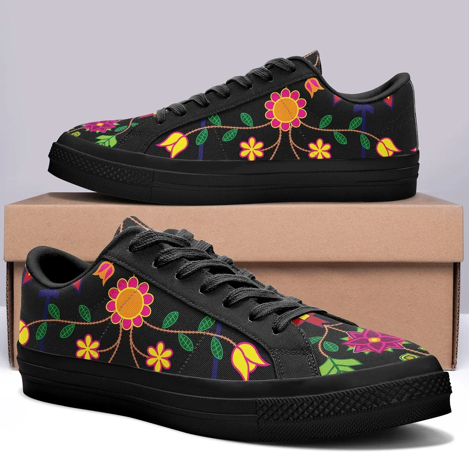 Floral Beadwork Aapisi Low Top Canvas Shoes Black Sole