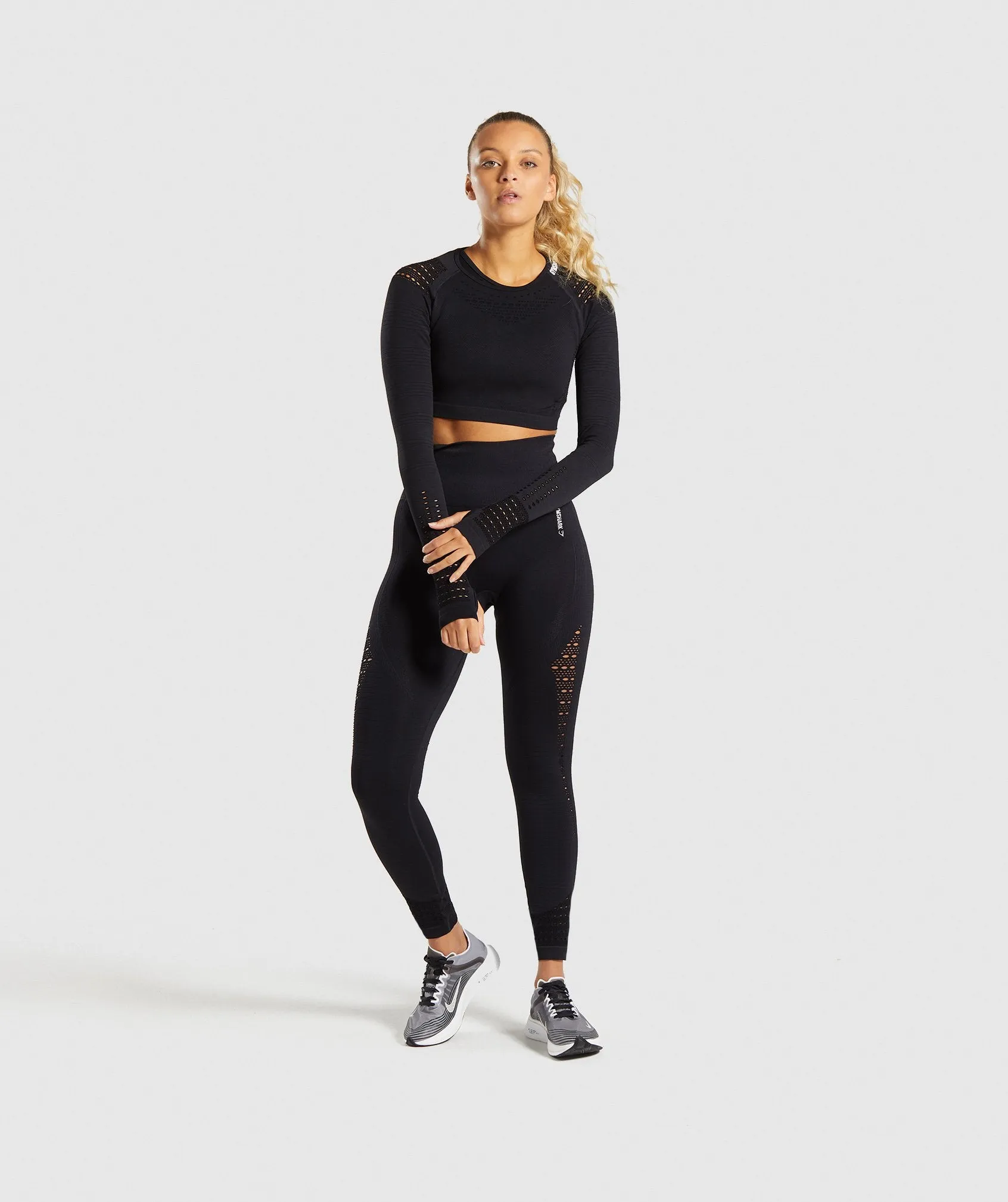 Gymshark Flawless Knit Long Sleeve Crop Top - Black