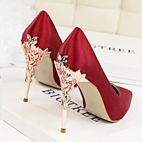 Metal Carved High Heels Pumps