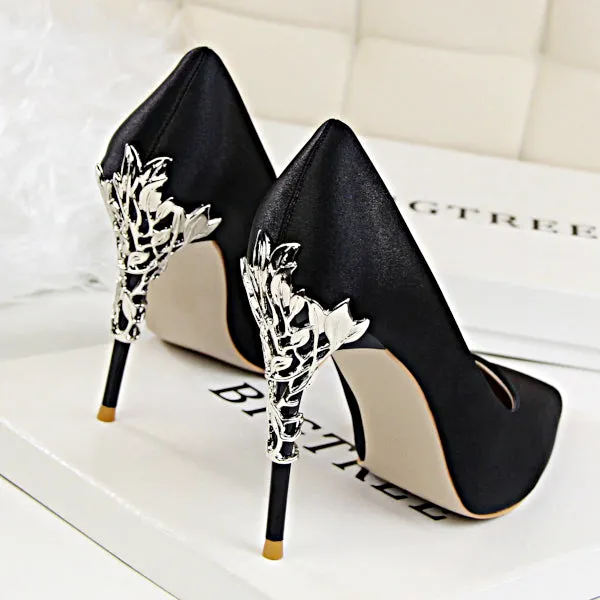 Metal Carved High Heels Pumps