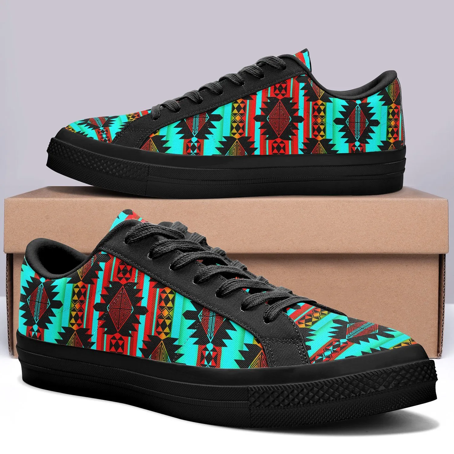 Okotoks Arrow Aapisi Low Top Canvas Shoes Black Sole